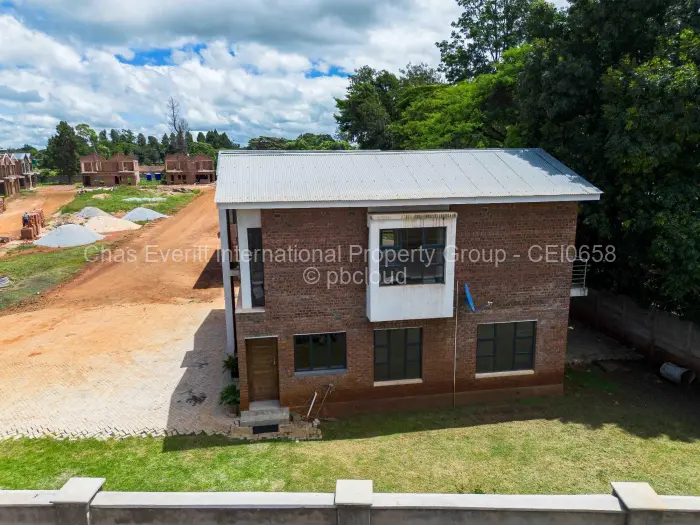Townhouse/Cluster for Sale in Helensvale, Harare