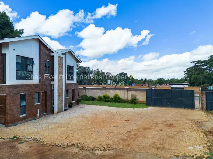 Townhouse/Cluster for Sale in Helensvale, Harare