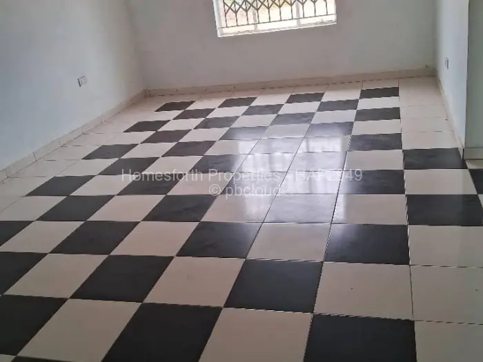 3 Bedroom Cottage/Garden Flat for Sale in Ruwa, Ruwa