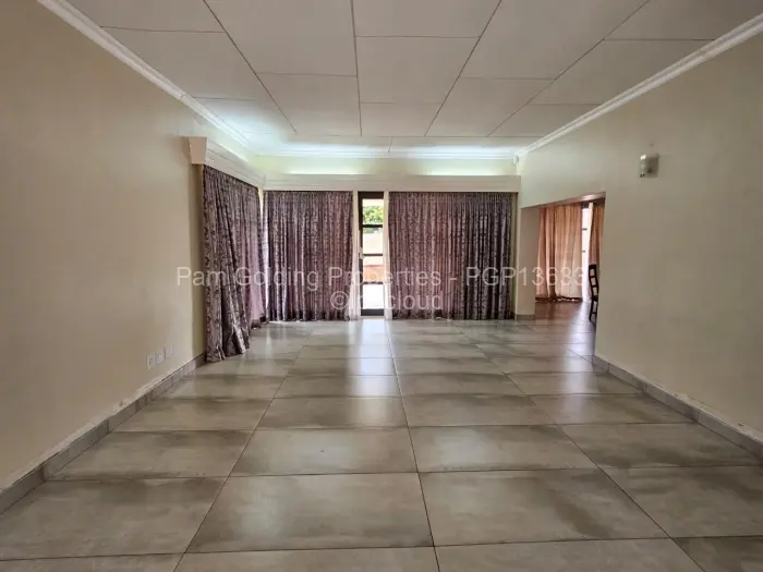 3 Bedroom House for Sale in Kumalo, Bulawayo