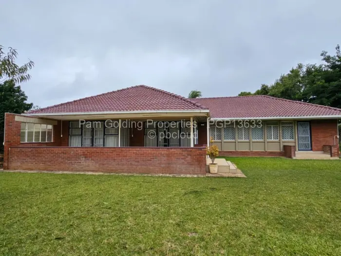3 Bedroom House for Sale in Kumalo, Bulawayo