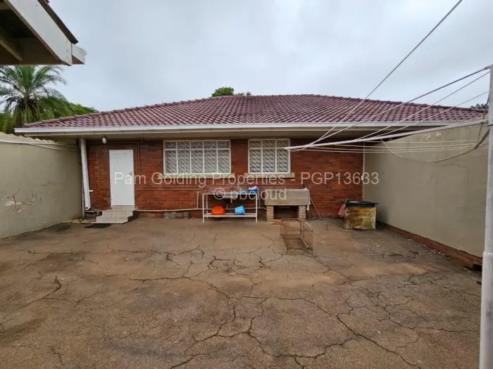 3 Bedroom House for Sale in Kumalo, Bulawayo