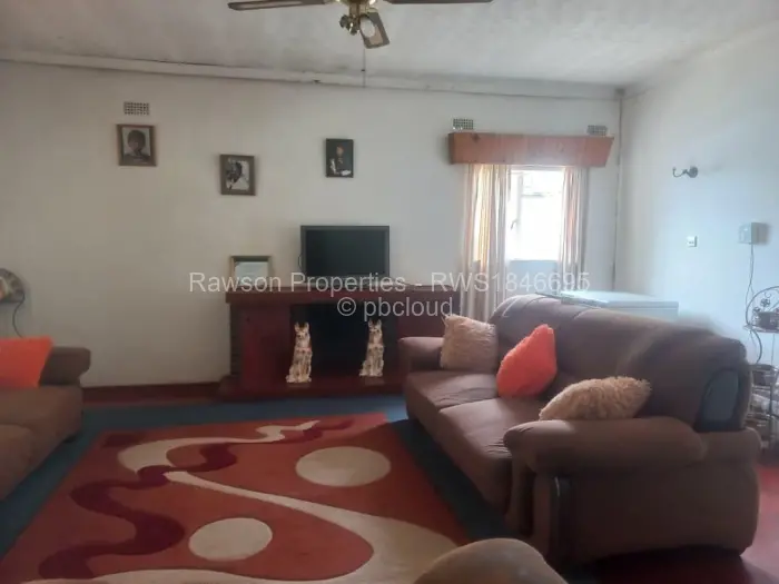 3 Bedroom House for Sale in Waterfalls, Harare