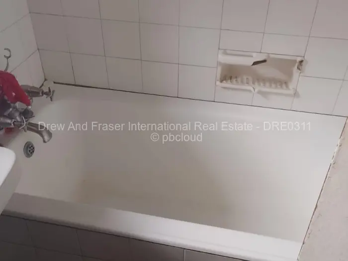 3 Bedroom House for Sale in Braeside, Harare