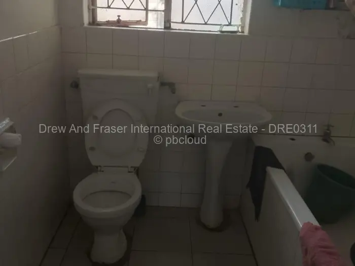 3 Bedroom House for Sale in Braeside, Harare