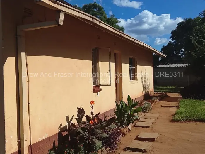 3 Bedroom House for Sale in Braeside, Harare