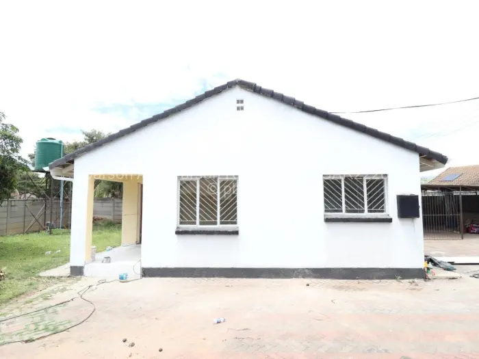 3 Bedroom House to Rent in Msasa Park