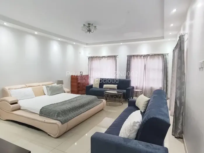 7 Bedroom House to Rent in Pomona, Harare