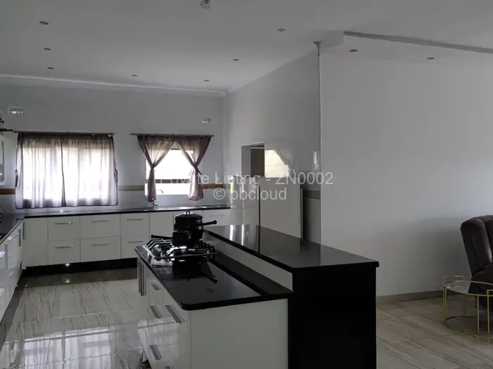 7 Bedroom House to Rent in Pomona, Harare