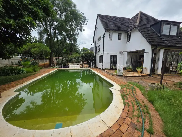 3 Bedroom House for Sale in Kumalo, Bulawayo