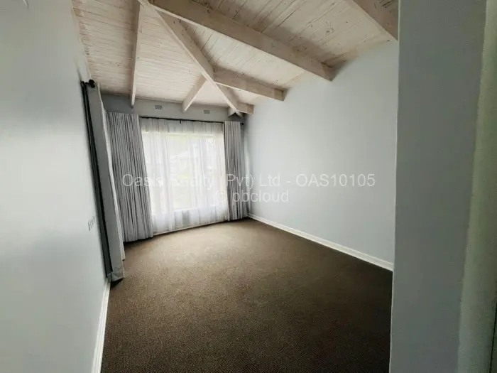 Townhouse/Cluster to Rent in Borrowdale Brooke, Harare