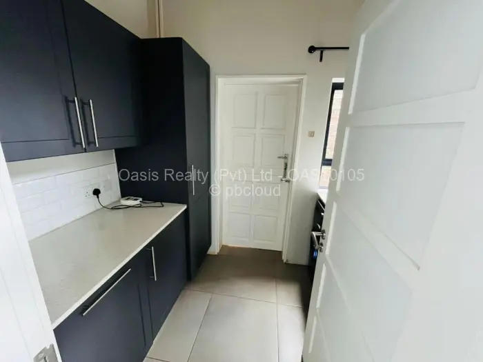 Townhouse/Cluster to Rent in Borrowdale Brooke, Harare