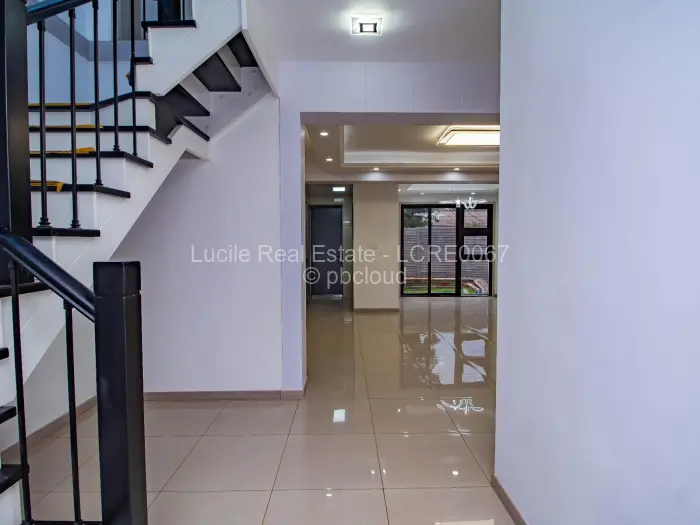 Flat/Apartment to Rent in Greendale North, Harare