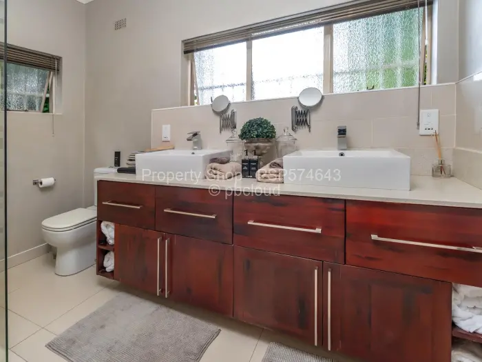 Townhouse/Cluster for Sale in Mount Pleasant, Harare