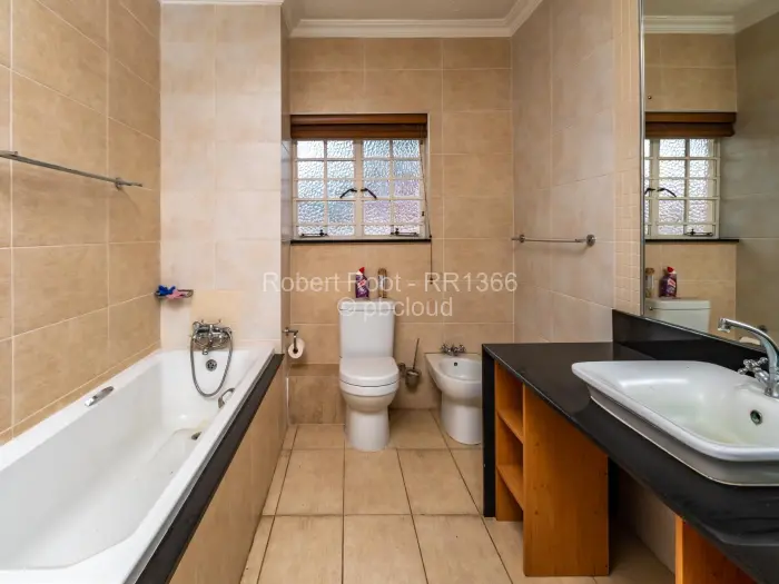 Flat/Apartment for Sale in Avenues, Harare