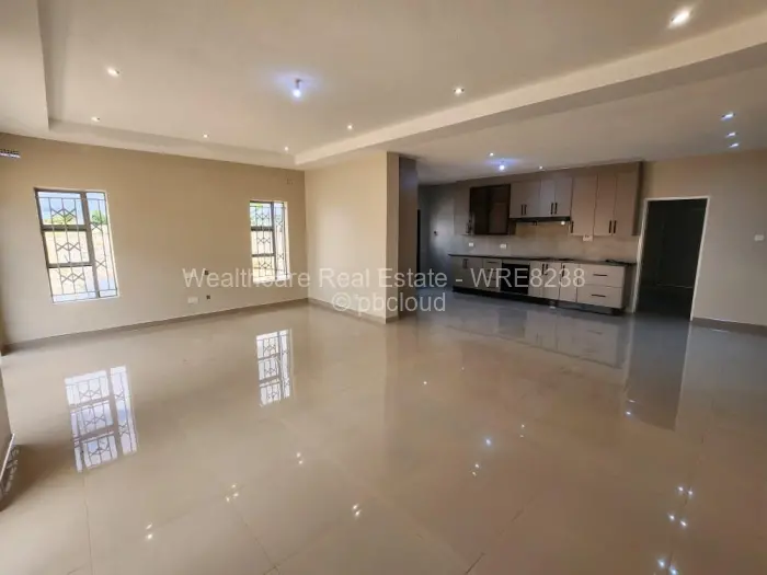 4 Bedroom House to Rent in Manresa