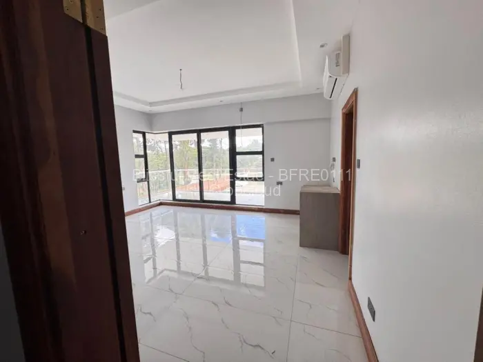 8 Bedroom House to Rent in Greystone Park