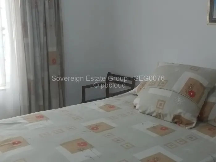 Flat/Apartment to Rent in Avondale West