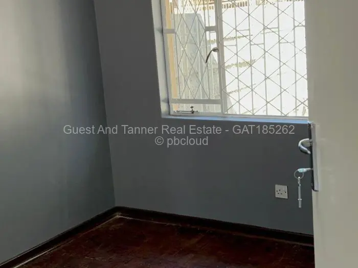 2 Bedroom Cottage/Garden Flat for Sale in Chadcombe, Harare