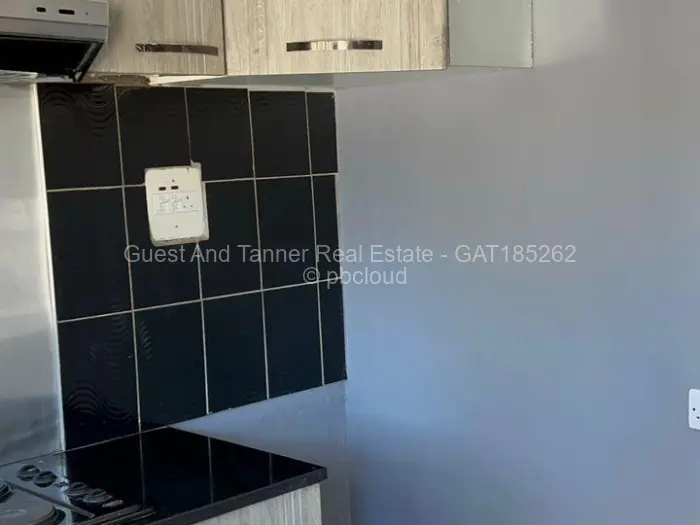 2 Bedroom Cottage/Garden Flat for Sale in Chadcombe, Harare