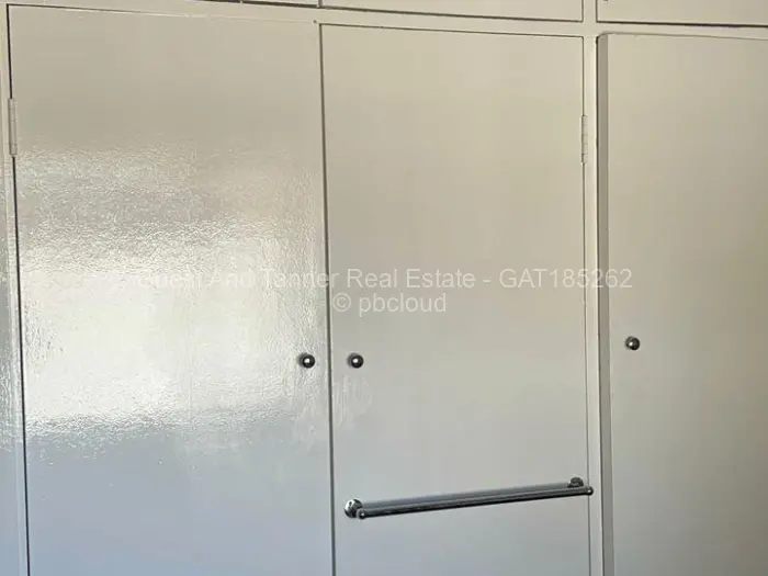 2 Bedroom Cottage/Garden Flat for Sale in Chadcombe, Harare