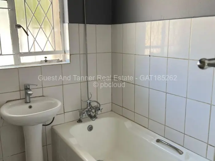 2 Bedroom Cottage/Garden Flat for Sale in Chadcombe, Harare