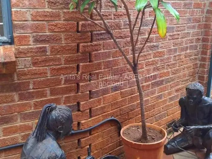 4 Bedroom House for Sale in Suburbs, Bulawayo