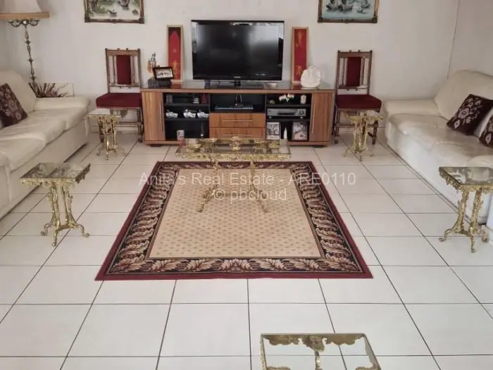 4 Bedroom House for Sale in Suburbs, Bulawayo