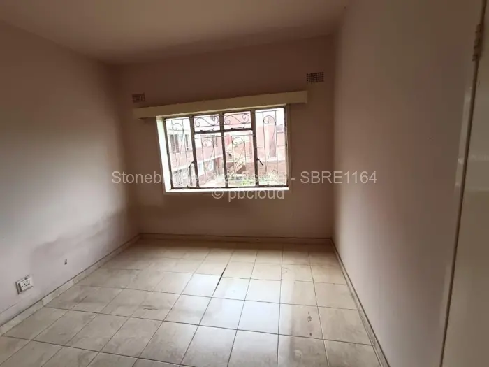 Flat/Apartment to Rent in Bulawayo City Centre, Bulawayo