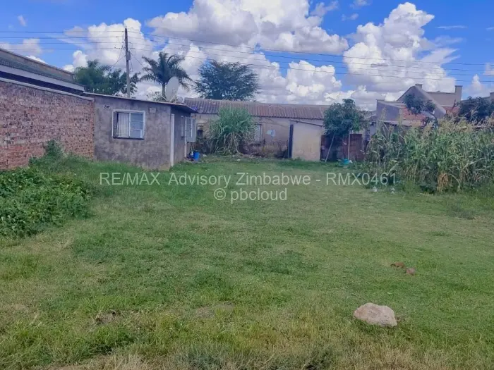 Residential Stand for Sale in Lenana Park, Harare