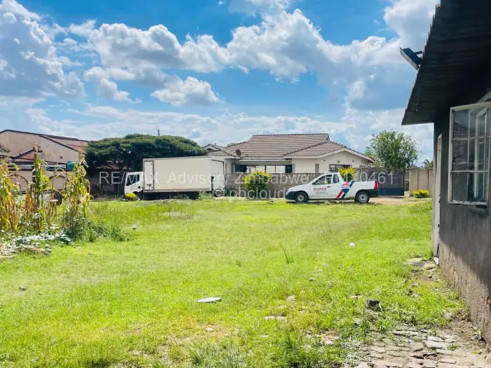 Residential Stand for Sale in Lenana Park, Harare
