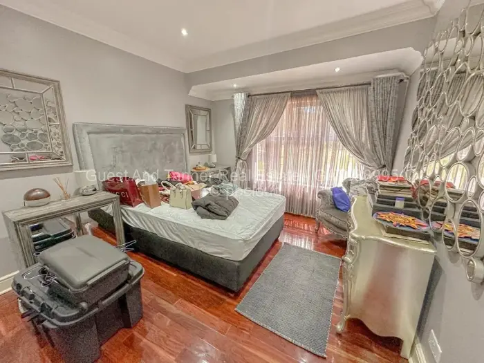 6 Bedroom House for Sale in Mount Pleasant Heights, Harare