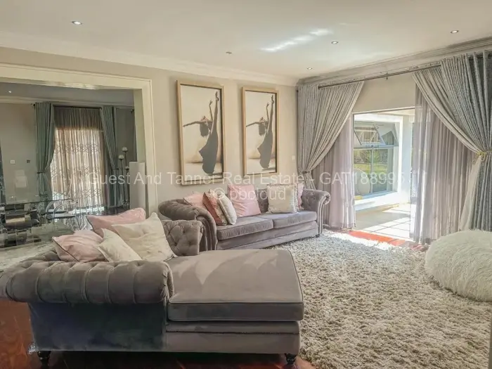 6 Bedroom House for Sale in Mount Pleasant Heights, Harare