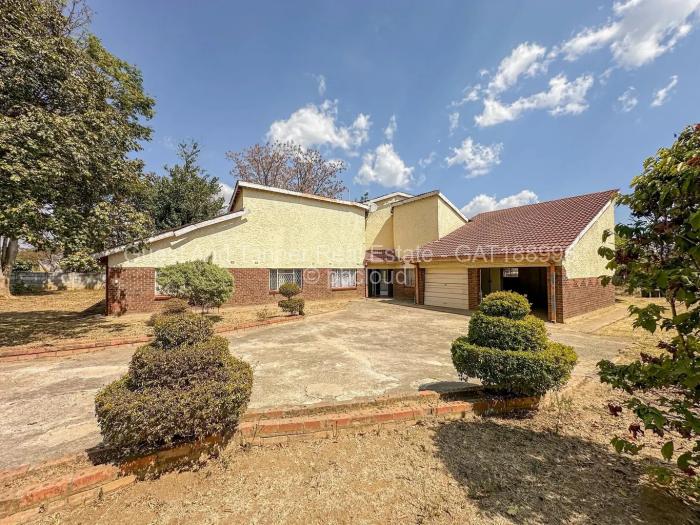 3 Bedroom House for Sale in Borrowdale, Harare