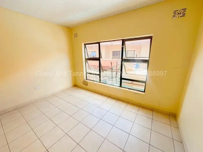 3 Bedroom House for Sale in Ruwa, Ruwa