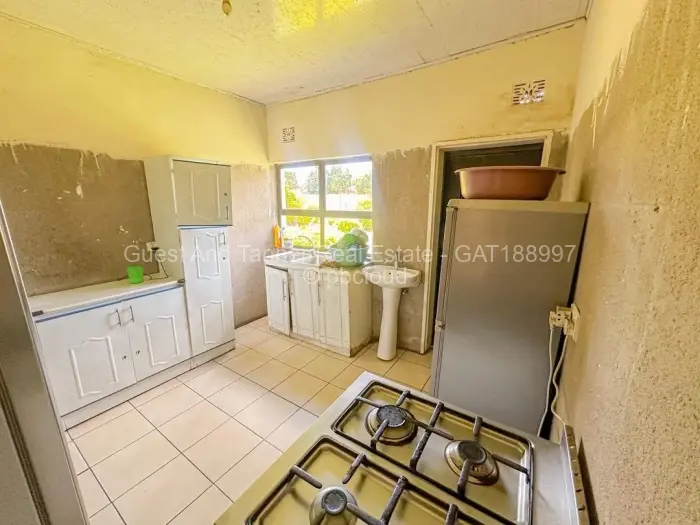 3 Bedroom House for Sale in Ruwa, Ruwa