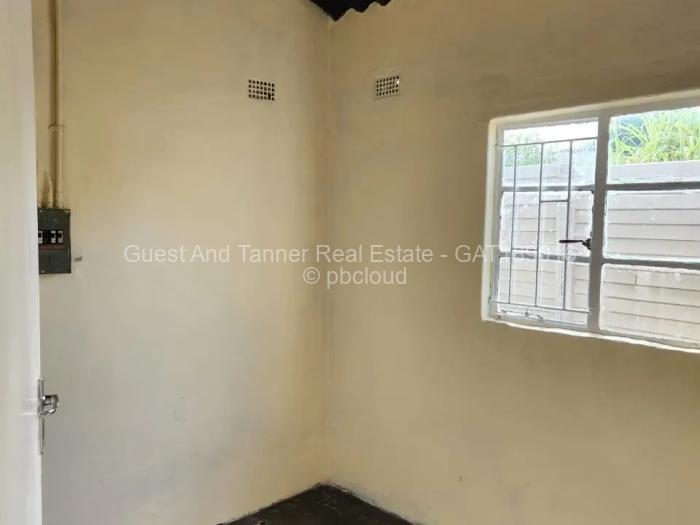 4 Bedroom House for Sale in Chitungwiza, Chitungwiza