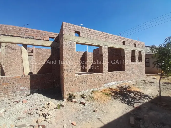 4 Bedroom House for Sale in Adelaide Park, Harare