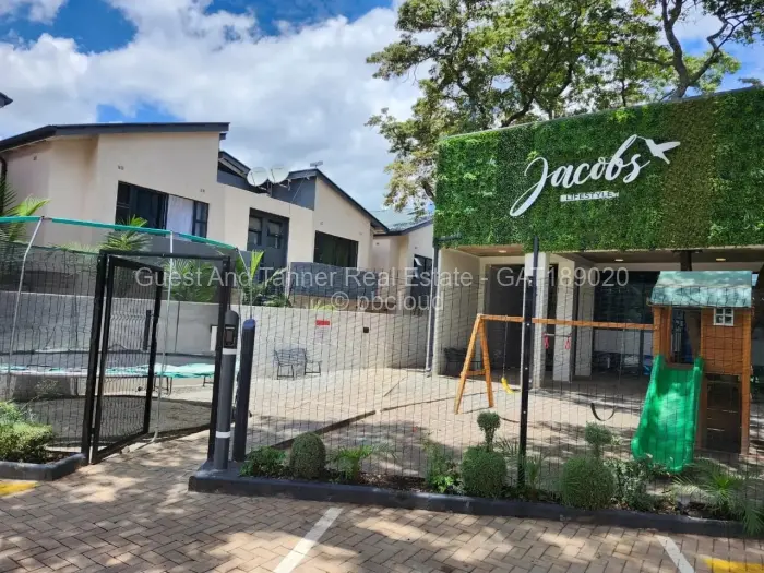 Townhouse/Cluster for Sale in Avondale, Harare