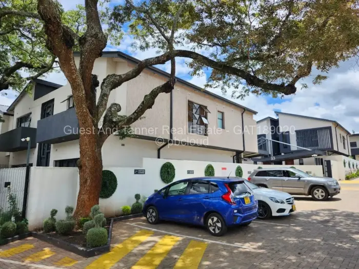 Townhouse/Cluster for Sale in Avondale, Harare