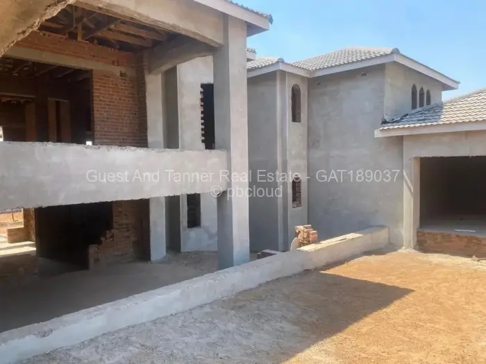 7 Bedroom House for Sale in Brookeview, Harare