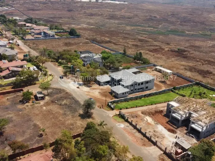 7 Bedroom House for Sale in Brookeview, Harare