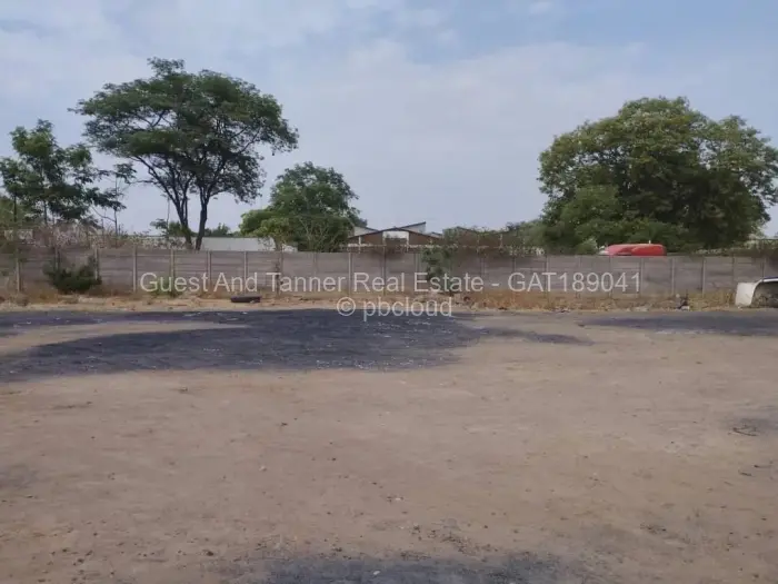 Warehouse/Industrial for Sale in Chitungwiza, Chitungwiza