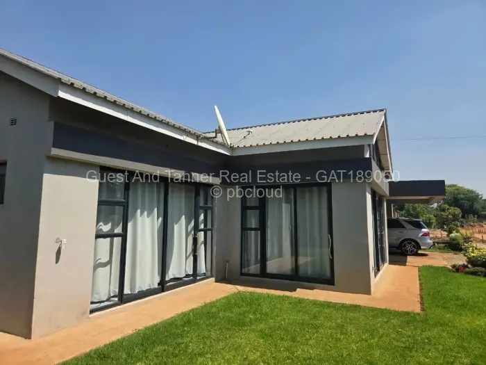 Townhouse/Cluster for Sale in Mandara, Harare