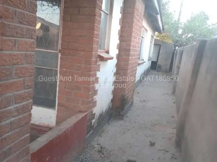 3 Bedroom House for Sale in Chitungwiza, Chitungwiza
