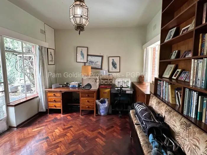 4 Bedroom House for Sale in Hillside Byo, Bulawayo