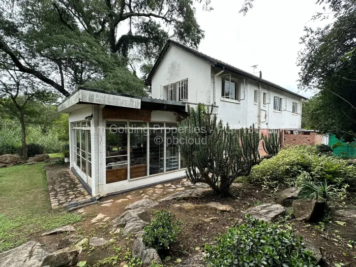 4 Bedroom House for Sale in Hillside Byo, Bulawayo