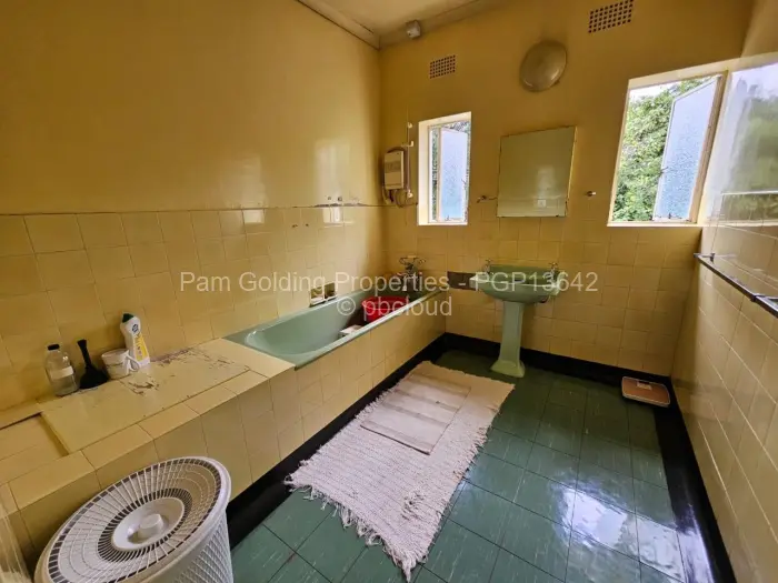 4 Bedroom House for Sale in Hillside Byo, Bulawayo