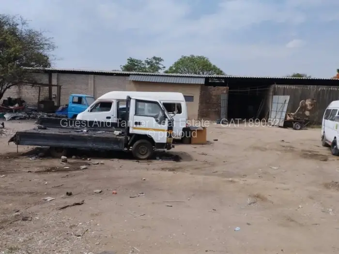 Retail/Shop for Sale in Chitungwiza, Chitungwiza