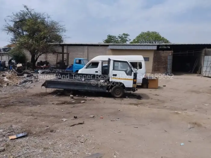 Retail/Shop for Sale in Chitungwiza, Chitungwiza